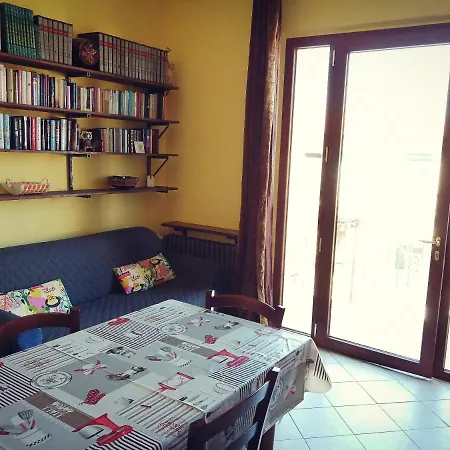 Apartment Bilocale Primo Piano Marina Di Cecina *