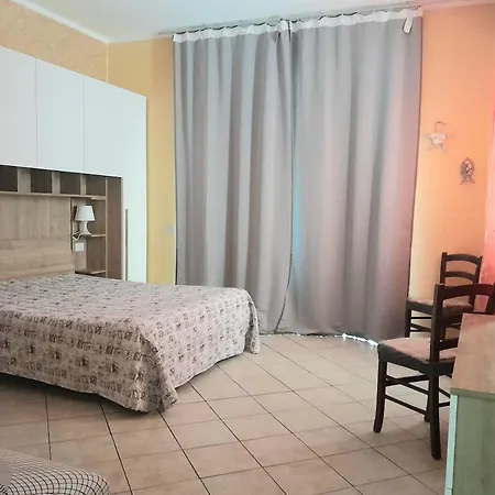 Bilocale Primo Piano Marina Di *